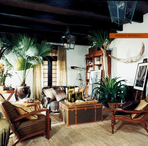 British Colonial Bedroom, Ralph Lauren Home Living Room, British Colonial Interiors, Tropical British Colonial, Colonial Bedroom, British Colonial Decor, Colonial Interior, British Colonial Style, Colonial Design