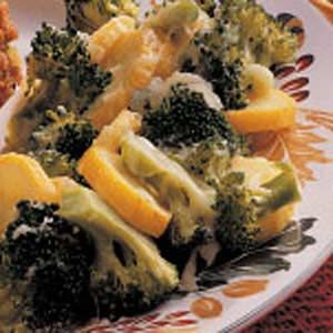 Cheese Sauce For Veggies, Best Broccoli Recipe, Broccoli Cheddar Casserole, Squash Bake, Broccoli Recipes Casserole, Broccoli Cheese Casserole, Fried Broccoli, Broccoli Bake, Baked Squash