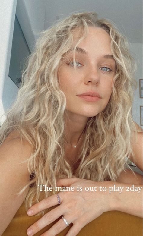 Madison Iseman, The Infernal Devices, Paradise On Earth, Girl Guides, Sabrina Carpenter, Face Claims, Supergirl, Favorite Celebrities, Hair Inspo