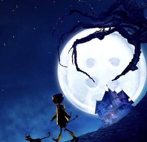 Halloween Desktop Wallpaper, Coraline Art, Coraline Aesthetic, Coraline Jones, Macbook Wallpapers, Wallpapers Pc, Wallpaper Notebook, Cute Laptop Wallpaper, Pc Wallpapers