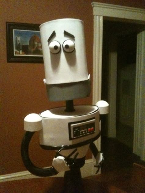 Robot Puppet, Cat Puppet, Custom Puppets, Robot Hand, Puppets Diy, Puppet Patterns, Robot Design, Robots Concept, Kids Church