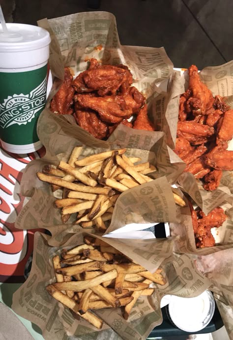 Wings Stop, Hot Boneless Wings, Wings And Fries, Hot Wings And Fries, Spicy Food Asthetic Picture, Wing Stop Aesthetic, Boneless Wings Aesthetic, Hot Wings Aesthetic, Hot Fries Aesthetic