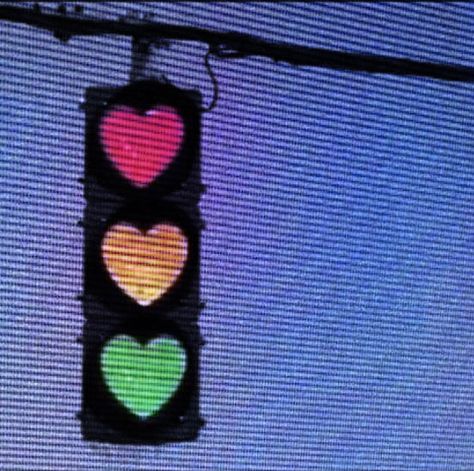 Cybercore Aesthetic, Lovecore Aesthetic, Fotografi Vintage, Photo Wall Collage, Traffic Light, Grunge Photography, Indie Kids, Black Mamba, Heart Wallpaper