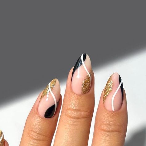 Marnie 🍒🌸🦋🌈✨ on Instagram: "black and gold swirls for new years 🖤✨  #nails #nailinspo #nailart #naildesign #newyearsnails #nyenails #festivenails" Black Tip With Design Nails, Black Gold Swirl Nails, Black And Gold Minimalist Nails, Black White Gold And Silver Nails, Mizzou Nails Black Gold, Nails For A Black Tie Event, Short Black Nails With Gold Design, Black And Gold Snowflake Nails, Black And Gold Holiday Nails