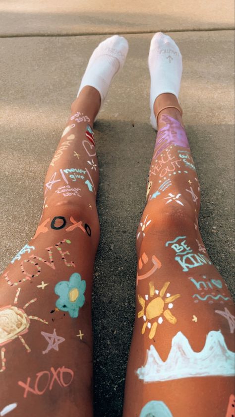 Leg Painting Ideas, Summer Legs, Leg Painting, Leg Art, Fun List, Summer Vision Board, Summer Picture Poses, Summer Vision, Summer Painting