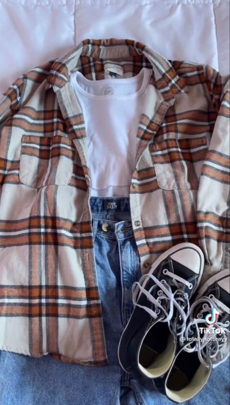 Fall Outfits For Teen Girls, Stylish Fall Outfits, Autumn Fits, 80s Outfit, Fits Clothes, Fall Fits, Teen Fashion Outfits, Outfits For Teens, Teen Fashion