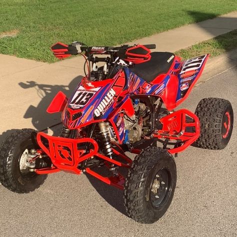 Atv Quads Yamaha, 4 Wheelers For Sale, Four Wheelers For Sale, Motocross Baby, Snow Vehicles, Quad Bikes, Sport Atv, Bike Toy, Motorcross Bike