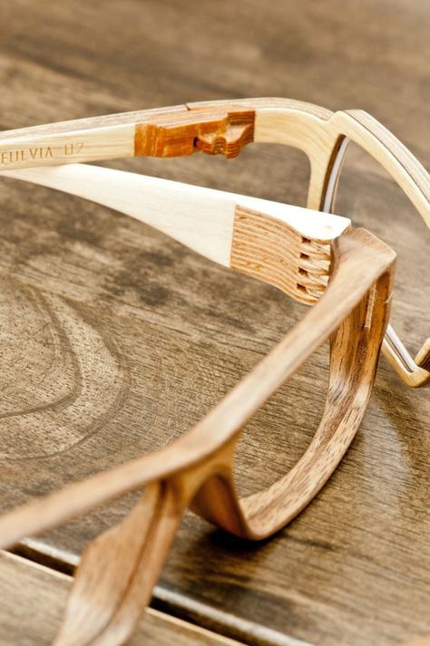 Wooden Eyewear, Diy Glasses, Glasses Frames Trendy, Wooden Glasses, Wooden Toy Cars, Bamboo Sunglasses, 3d Cnc, Design Maker, Wood Sunglasses