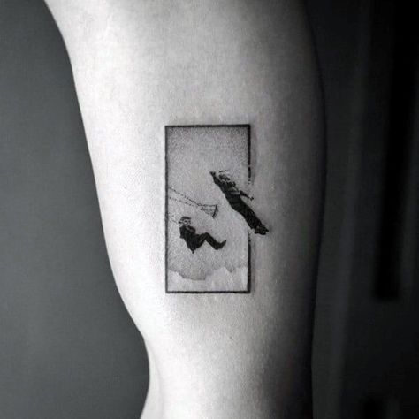 Quarter Sized Tattoos, Art Inspired Tattoos, Surreal Tattoo, Framed Tattoo, Modern Tattoos, Tattoo Videos, Best Tattoo Designs, Abstract Tattoo, Line Tattoos