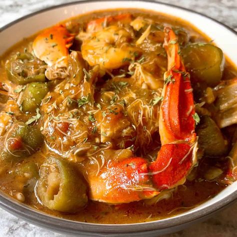 Crab Gumbo Recipe, Cajun Seafood Gumbo, Creole Seafood Gumbo, Crab Gumbo, Cooking Raw Shrimp, Seafood Gumbo Recipe, Raw Shrimp, Cooked Shrimp, Seafood Gumbo