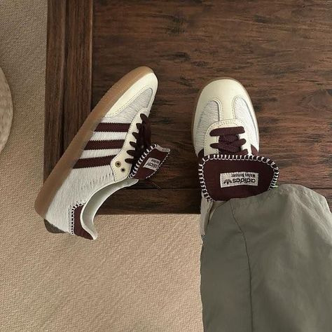 Dr Shoes, Basket Style, Shoe Wishlist, Adidas Spezial, Wales Bonner, Shoe Inspo, Aesthetic Shoes, Swag Shoes, Moda Vintage