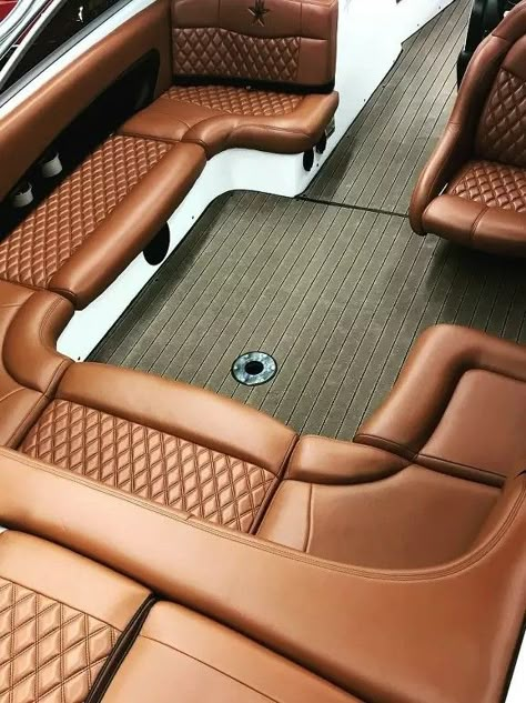 Boat Flooring Ideas, Diy Boat Seats, B13 Nissan, Boat Seat Covers, Leather Interior Design, Boat Interior Design, Boat Upholstery, Sailboat Interior, Boat Interiors