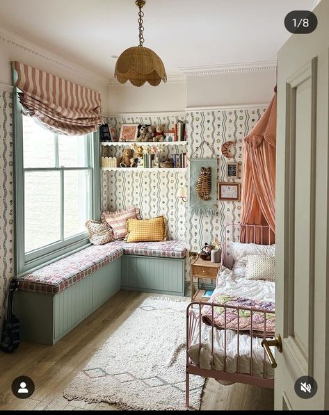 English Cottage Girls Bedroom, Kids Cottage Bedroom, Kid Bedroom Layout, Tiny Toddler Bedroom, Cottage Girls Room, Cottage Girls Bedroom, Cottage Interiors Bedroom, Whimsical Girls Room, Old English Bedroom