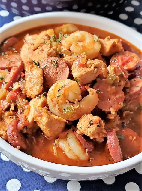 Jambalaya No Rice, Low Carb Gumbo Recipe, Low Carb Gumbo, Low Carb Jambalaya, Keto Jambalaya, Jambalaya Recipes, 2024 Meals, Cajun Shrimp And Grits, Carb Free Recipes