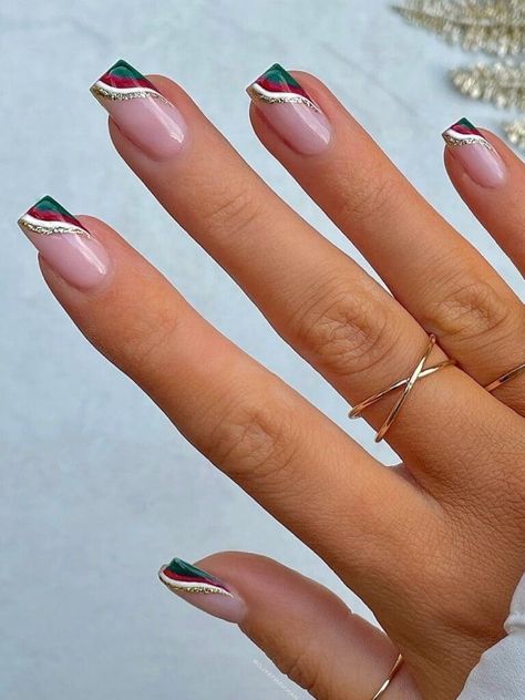 Christmas Nail Designs Acrylic, Christmas Acrylic Nails, Line Nail Designs, Mexican Nails, Nail Art Designs For Beginners, Nail 2023, Easy Nail Art Designs, Red Christmas Nails, Christmas Nails Easy