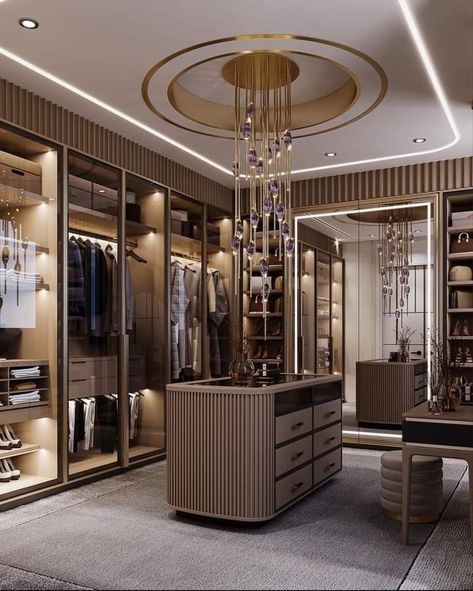 Walk In Closet Luxury, Walkin Closets Design, Modern Closet Designs, Futuristic Bedroom, Small Bedroom Layout, Dressing Room Closet, Walking Closet, Dream Closet Design, Walk In Closet Design