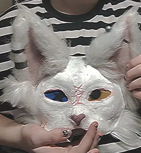 Albino Cat, Cat Mask Diy, Therian Pfp, Felt Animal Masks, Turkish Angora, Dragon Mask, Therian Mask, Wolf Mask, Mask Drawing