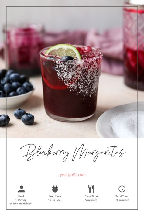 Blueberry Margarita, Blueberry Cocktail, Berry Cocktail, Blueberry Syrup, Margarita Mix, Yummy Alcoholic Drinks, Healthy Food Dishes, Mixed Drinks Recipes, Summer Berries