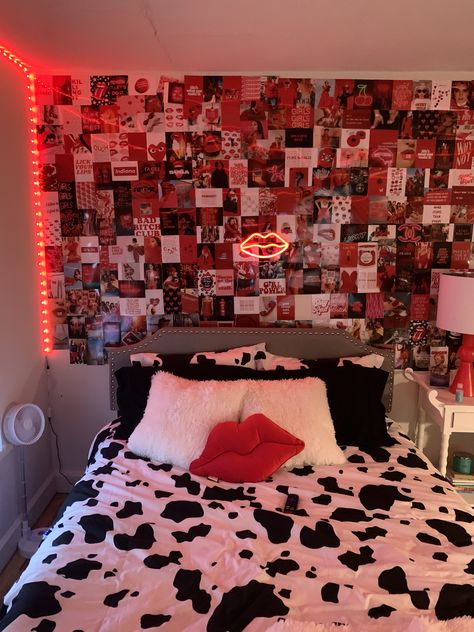 Black White Red Pink Bedroom, Room Ideas Aesthetic Red And White, Red And Black Aesthetic Room Decor, Black White And Red Room Aesthetic, Red And Black Room Ideas Bedrooms, Red And Black Bedroom Ideas For Women, Red Dorm Aesthetic, Black Red Bedroom Ideas, Red And White Room Decor