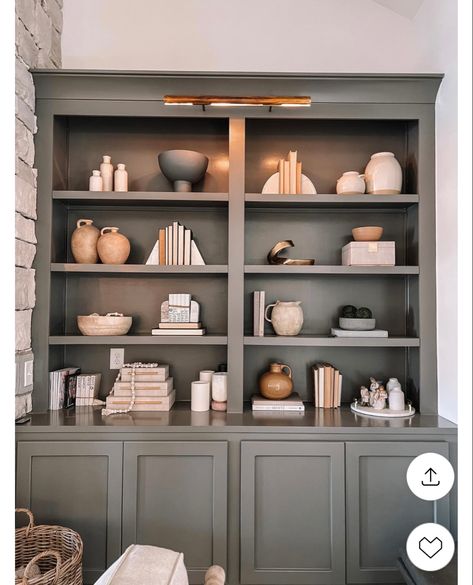 Grey Bookshelves, Mid Century Modern Shelves, Dining Room Built In, Snug Room, Built In Shelves Living Room, Fireplace Built Ins, Cosy Living, Cosy Living Room, Living Room Shelves