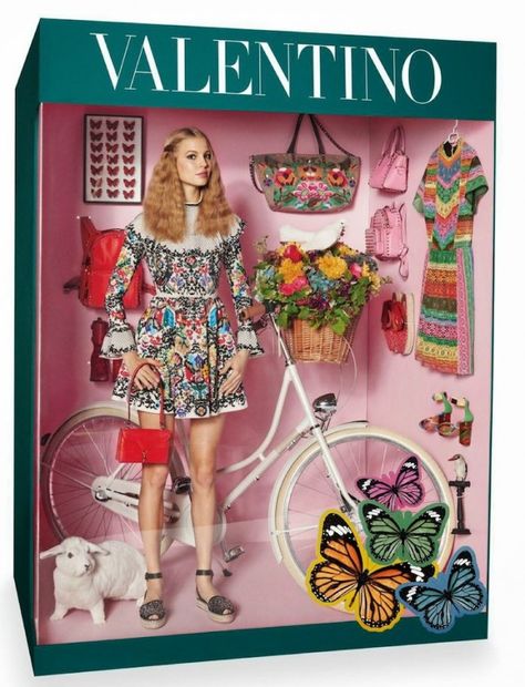 valentino barbie...  this whole photo shoot is amazing! Paris December, Magdalena Frackowiak, Vogue Models, Barbie Box, Real Model, Living Dolls, Jeremy Scott, Barbie World, Barbie Girl