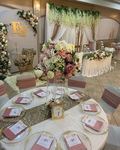 @julianas_bridal on Instagram: "set up" Table Set Up Quinceanera, Simple Quince Table Decorations, Quince Arrangement, Quinceanera On A Budget, Quinceañera Table Set Up, Quince Background, Court Table Quinceanera, Quince Table Decorations, Quinceanera Main Table Ideas