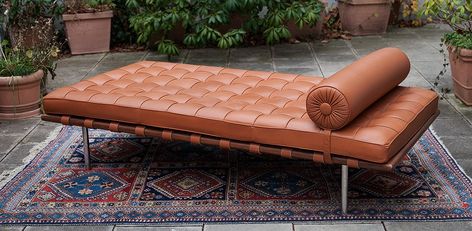 Miles-Van-De-Rohe-Knoll-daybed-leather-brown_0 - 3 Barcelona Daybed, Van Der Rohe, Mies Van Der Rohe, Simple Elegance, Daybed, Lounge Chair, Barcelona, Architecture, Van