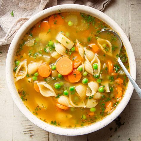 Vegetable Noodle Soup Vegetarian, Vegetable Soup With Egg Noodles, Vegetable And Pasta Soup, Veg Noodle Soup, Vegetable Noodle Soup Recipes, Pearl Couscous Soup, Gallbladder Meals, Couscous Soup, Veggie Noodle Soup