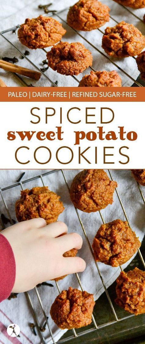 Looking for a cookie that is sweet and healthy at the same time? Give these Spiced Paleo Sweet Potato Cookies a try! They're even a hit with non-sweet-potato-lovers! Primal Desserts, Potato Cookies, Sweet Potato Cookies, Paleo Menu, Sweet Potato Dessert, Best Paleo Recipes, Delicious Paleo Recipes, Paleo Cookies, Paleo Baking