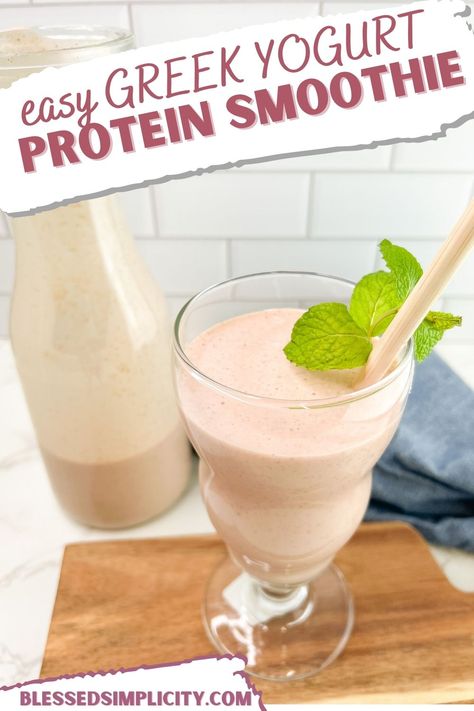 Protein Smoothie With Yogurt, Protein Smoothie Recipes Healthy Greek Yogurt, Protein Shakes With Greek Yogurt, Greek Yogurt Smoothie Recipes Healthy, Protein Powder Fruit Smoothie, Morning Protein Smoothie Recipes, Smoothie Recipes With Protein Powder, Yogurt Smoothie Recipes Healthy, Yogurt Protein Smoothie