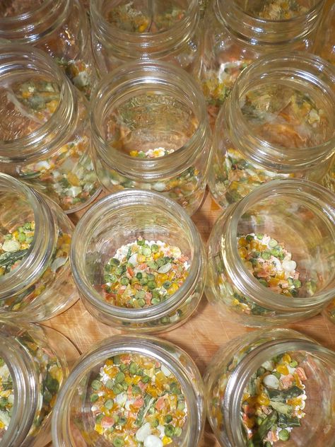 dried veg for pressure canned turkey soup Pressure Canning Turkey Soup, Canned Turkey Recipes Simple, Canned Turkey, Turkey Barley Soup, Canning Soup Recipes, Easy Turkey Recipes, Dry Soup Mix, Barley Recipe, Canned Soup