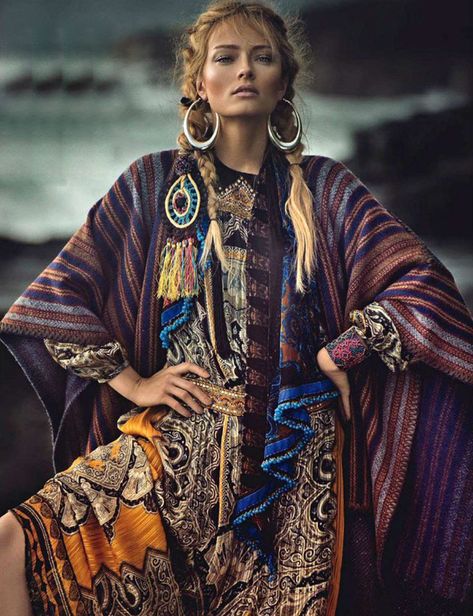 Model Olga Maliouk channels the sensual side of warrior goddesses in this visually rich fashion statement styled by Simone Guidarelli. Signe Vilstrup makes the splendid capture ‘Neo Folk’ honoring tribal influences around the globe for Glamour Italia’s October issue. Hair and makeup by Loris Rocchi Look Boho Chic, Oh My Goddess, Mode Hippie, Boho Life, Wild Girl, Boho Boutique, Bohemian Maxi Dress, Boho Look, Bohemian Clothes