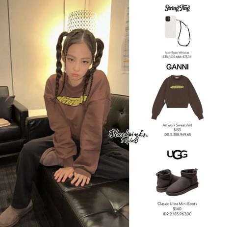 Mini Pink Uggs Outfit, Jennie Uggs Outfit, Kpop Idols Wearing Uggs, Jennie Basic Outfit, Jennie Kim Comfy Outfits, Recreating Jennie Outfit, Jennie Chanel Sweater, Beaded Necklace Outfit, Fluffy Shoes