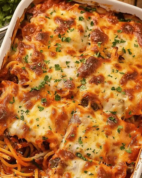 Baked Spaghetti: A Family Favorite Looking for a cozy, comforting dish that’s perfect for any day of the week? My Baked Spaghetti recipe combines tender noodles, savory meats, and gooey ... Read more Baked Spaghetti From Leftovers, Hamburger And Spaghetti Noodle Recipes, Spaghetti Casserole Recipe Ground Beef, Bake Spaghetti Recipe, Baked Spaghetti Recipe Easy, Baked Spaghetti Recipes, Best Baked Spaghetti Recipe, Spaghetti Bake Recipe, Baked Spagetti