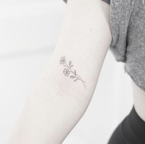 Small flower tattoo on @heylaurensummer by @johnnydagger 🥀 Jasmine Flower Tattoo Arm, Dainty Jasmine Flower Tattoo, Small Jasmine Tattoo, Small Jasmine Flower Tattoo, Dainty Forget Me Not Tattoo, Two Flower Tattoo, Tiny Daffodil Tattoo, Small Dainty Flower Tattoos, Daffodil Tattoo Small Simple