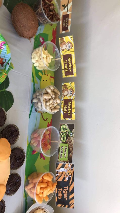 Animal Theme Party Food, Safari Theme Birthday Food, Safari Snack Ideas Jungle Theme, Wild One Party Snacks, Jungle Themed Snacks, Safari Themed Food Snacks, Wild One Snack Ideas, Safari Theme Food, Jungle Safari Birthday Party Food