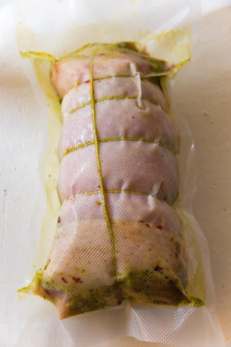 Turkey Roulade Thanksgiving, Sous Vide Flank Steak Recipe, Chicken Ballotine Recipe, Turkey Breast Roulade, Sous Vide Turkey Breast, Sousvide Recipe, Sous Vide Turkey, Joule Sous Vide, Steam Oven Recipes