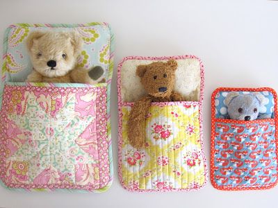 A Giveaway: The Three Bears Sleeping Bag PDF Pattern | Flossie Teacakes | Bloglovin’ Bear Sleeping Bags, Animal Sleeping Bag, Sleeping Bag Pattern, Doll Sleeping Bag, Quilt Baby, Doll Quilt, Sleeping Bags, Bag Patterns To Sew, Sewing Projects For Beginners