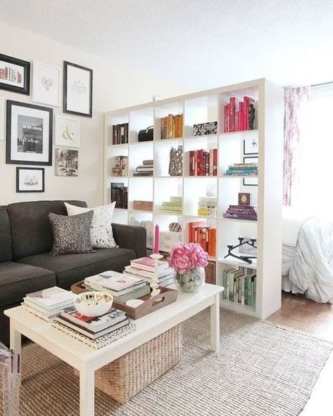 22 Studio Apartment Design Ideas for Small Spaces | Extra Space Storage Divider Bedroom, Divider Bookcase, Decor Closet, Small Apartment Decorating Living Room, Small Apartment Organization, Studio Apartment Design, Apartment Storage, Studio Apartment Divider, Apartment Decoration