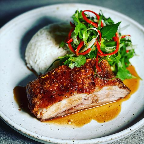 Dinner Mains Ideas, Fancy Asian Food, Crispy Pork Belly Dipping Sauce, Crispy Pork Belly Plating, Porkbelly Asian, Asian Pork Belly Recipes, Pork Belly Sticky Rice, Asian Crispy Pork Belly, Asian Pork Belly