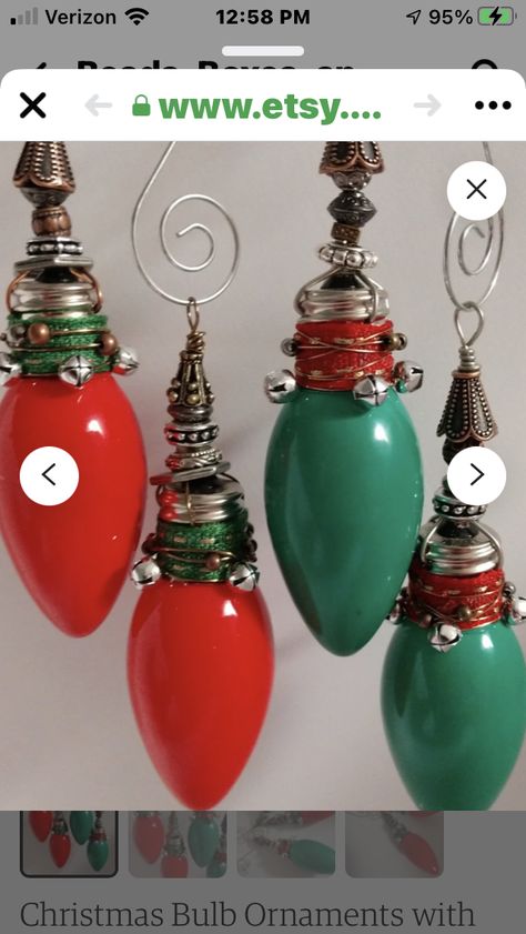 Old Christmas Bulbs Crafts Ideas, Christmas Light Bulb Crafts, Ideas For Old Christmas Light Bulbs, Diy Old Christmas Light Bulbs, Vintage Bulb Christmas Lights, Diy Light Bulb Crafts, Light Bulb Shaped Ornaments, Christmas Tree Light Bulbs, Light Bulb Crafts