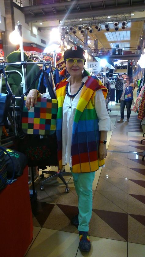 Rainbow Patchwork, Vest Handmade, Patchwork Crochet, Crochet Hoodie, Hoodie Vest, Rainbow, Models, Knitting, Crochet