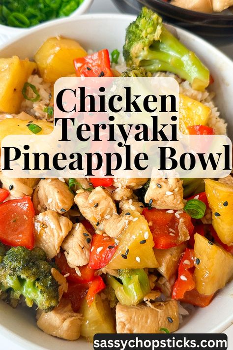 This chicken teriyaki pineapple bowl combines the sweet juiciness of pineapple with teriyaki chicken in a delicious bowl. Chicken Pineapple Rice, Pineapple Bowl Recipe, Easy Chicken Teriyaki, Teriyaki Pineapple Chicken, Teriyaki Pineapple, Teriyaki Chicken Bowl, Chicken Pineapple, Pineapple Rice, Flexitarian Recipes