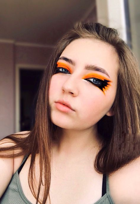 parody of BAKUGO Bakugo Makeup Inspired, Bakugo Eyeliner, Mha Inspired Makeup, Bakugo Makeup, Bakugou Makeup, Bakugo Nails, Mha Makeup, Anime Makeup Looks, Bakugo Cosplay