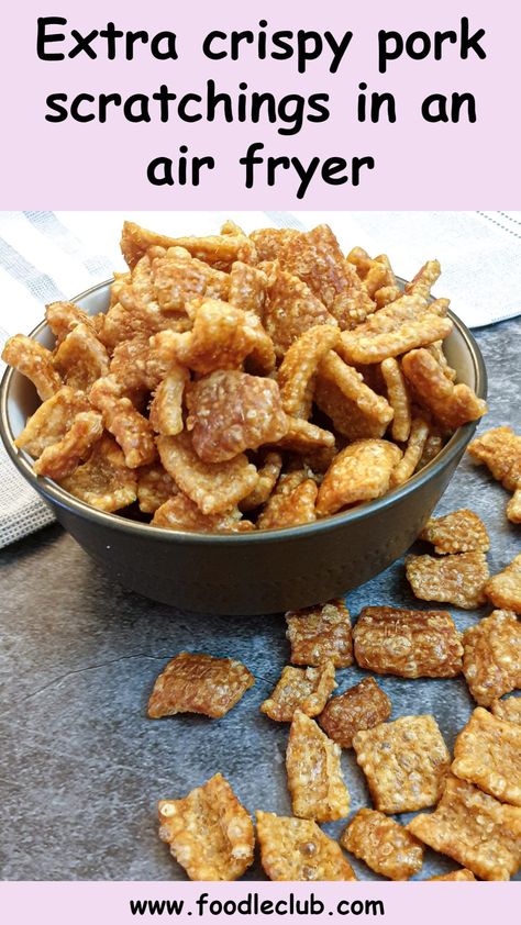 Pork Scratchings, Crackling Recipe, Power Air Fryer Recipes, Recipes Airfryer, Pork Rind Recipes, Pub Snack, Air Flyer, New Air Fryer Recipes, Pork Rind