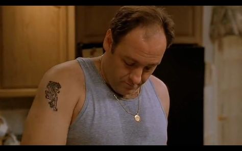 Gandolfini as Tony Soprano Tony Soprano Tattoo, Sopranos Tattoo, Full Circle Tattoo, Tattoo Sites, James Gandolfini, Scorpio Rising, Finger Tattoo Designs, C Tattoo, Tony Soprano