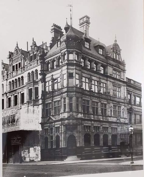 Building Corner, Brunswick Street, Bank Building, Banks Building, Liverpool, Castle, Building