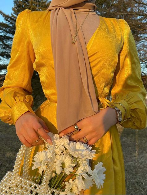 Hijabi Outfit, Modest Outfit, Spring Essentials, Beautiful Dress, Yellow, Instagram