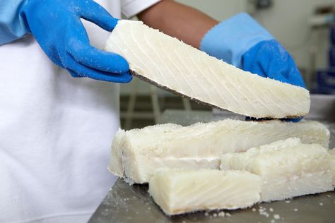 Salt cod (or bacalao) is an excellent way to preserve mild, flaky, white fish. Learn how easy it is to make at home with cod, haddock, or flounder. Bacalao Recipe, Cod Dishes, Salted Fish, Greek Olives, Cod Recipes, Cod Fish, Portuguese Recipes, Fish Dishes, Seafood Dishes