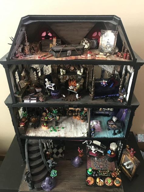 Goth Doll House, Goth Doll, Gothic Dollhouse, House Shelves, Doll Houses, Monster High, Doll House, Miniatures, Dolls